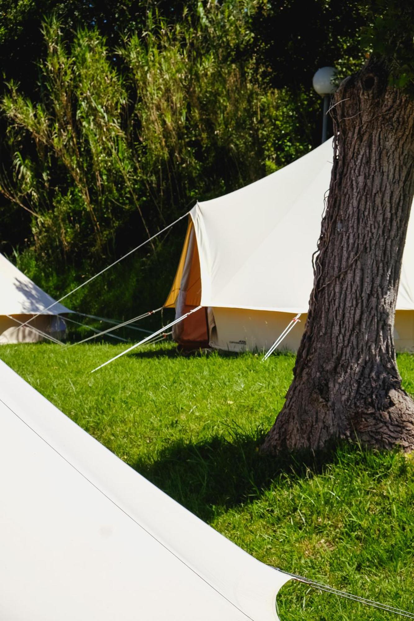 Tente Dortoir Partagee - Hegoa Surf Camp Pays Basque Campo de lujo